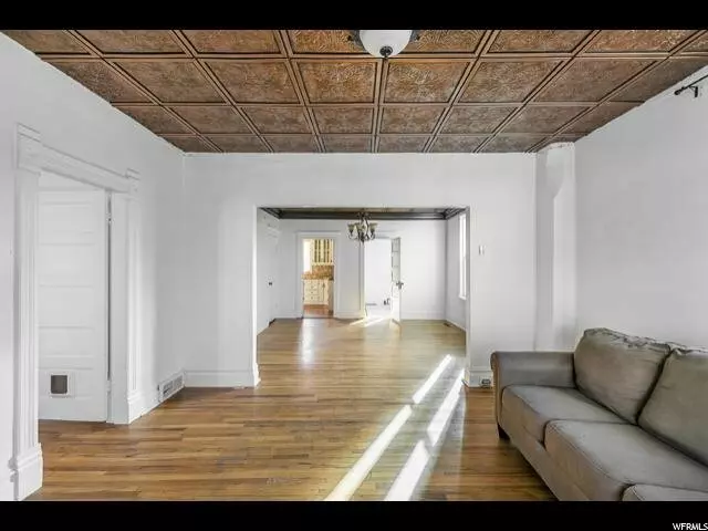Audrey Reynolds - Paras Real Estate