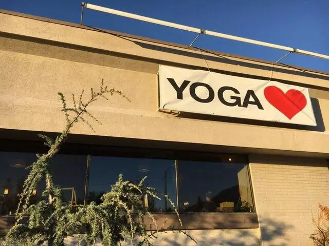 21st Yoga