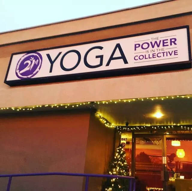 21st Yoga