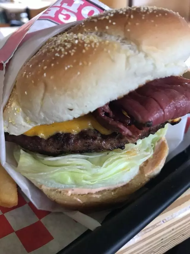 Apollo Burger
