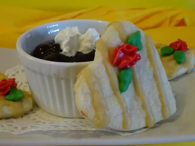 Auntie Rae’s Dessert Island