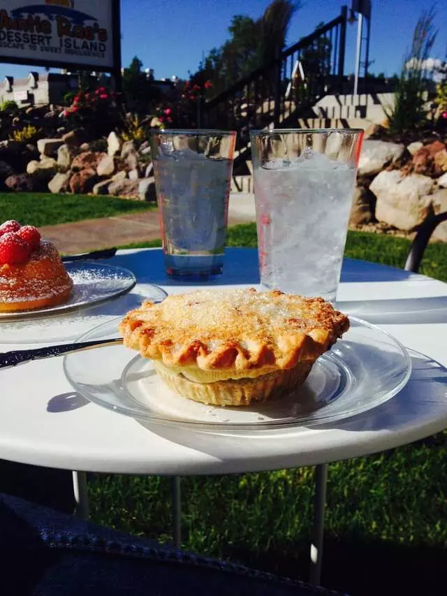 Auntie Rae’s Dessert Island