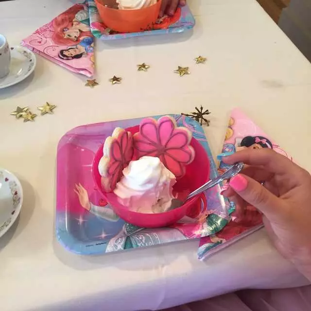 Auntie Rae’s Dessert Island