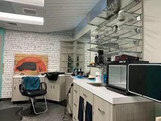 A Barber’s Journey