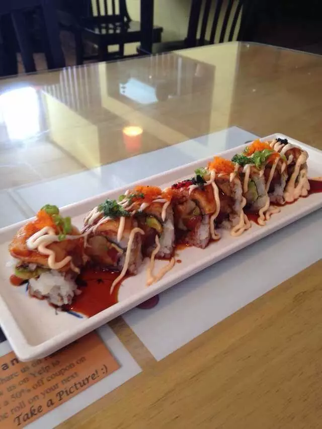 Akasaka Sushi - Highland