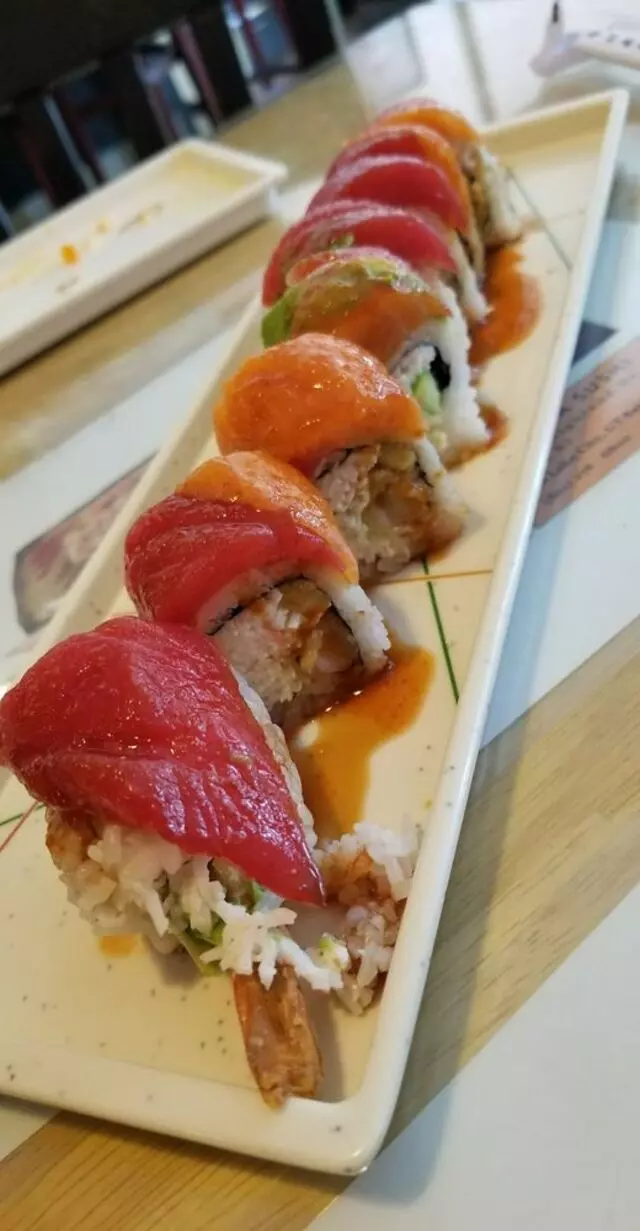 Akasaka Sushi - Highland