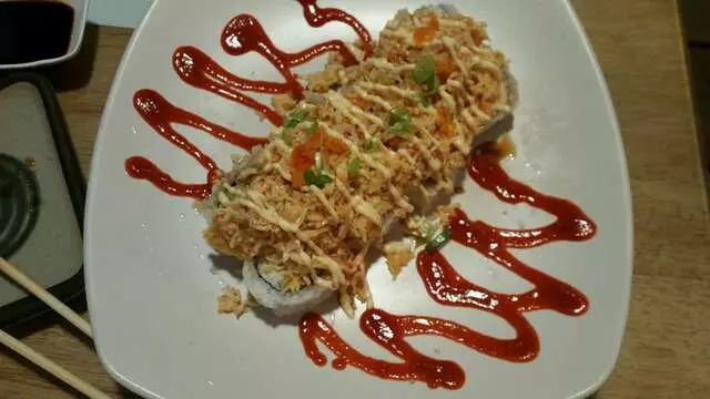 Akasaka Sushi - Highland
