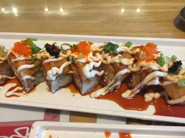 Akasaka Sushi - Highland