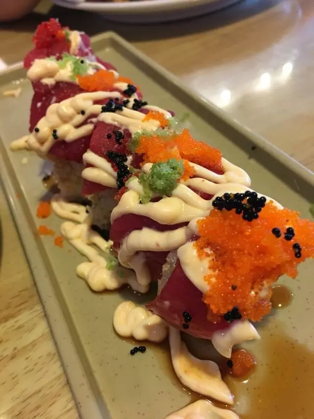 Akasaka Sushi - Highland