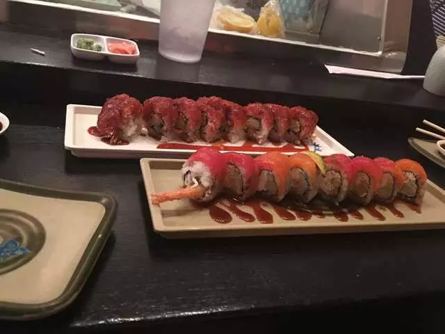 Akasaka Sushi - Highland
