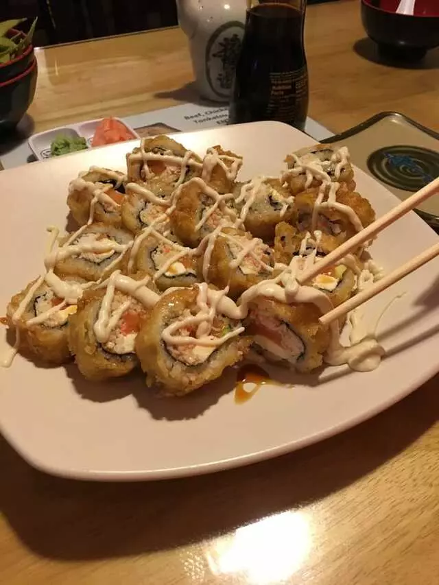 Akasaka Sushi - Highland