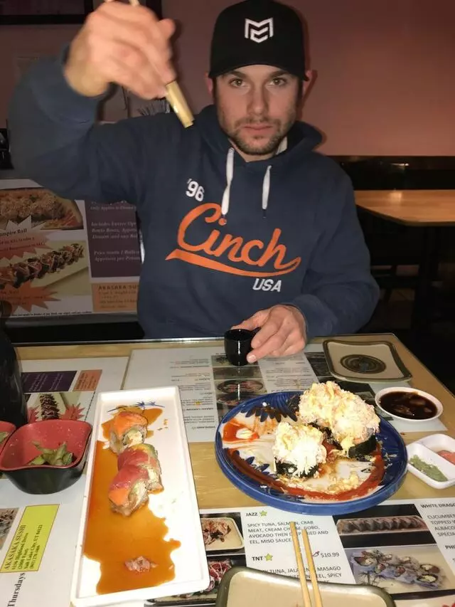 Akasaka Sushi - Highland