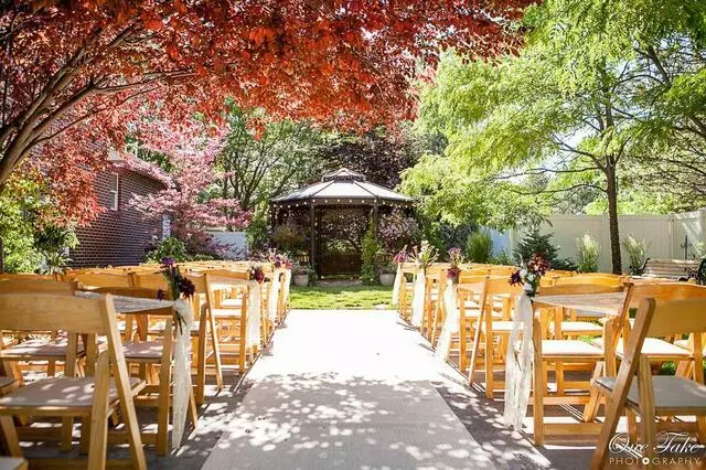 Arbor Manor Reception Center & Garden