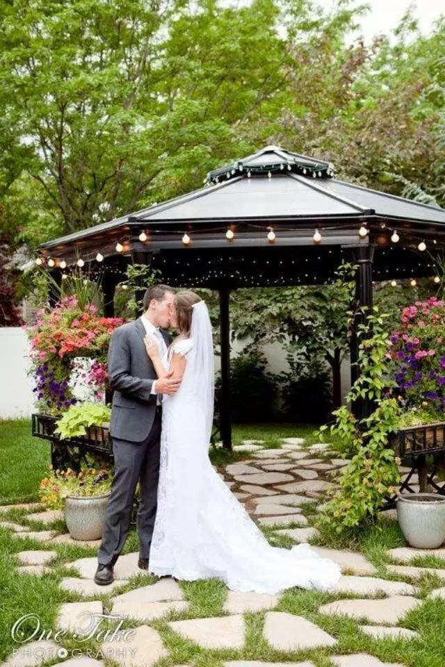 Arbor Manor Reception Center & Garden