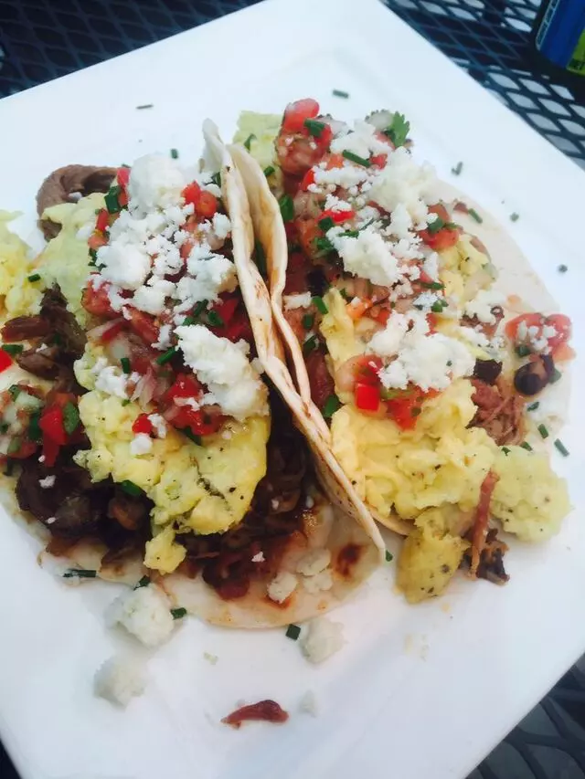 Avenues Bistro On Third