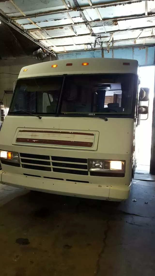 AMR Auto Repair & Towing