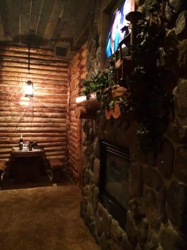 Anniversary Inn