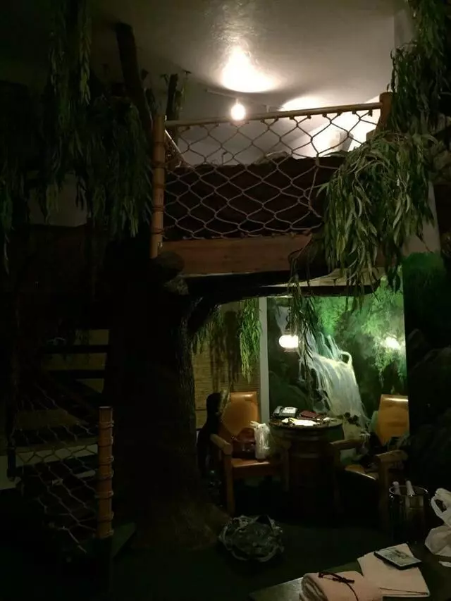 Anniversary Inn