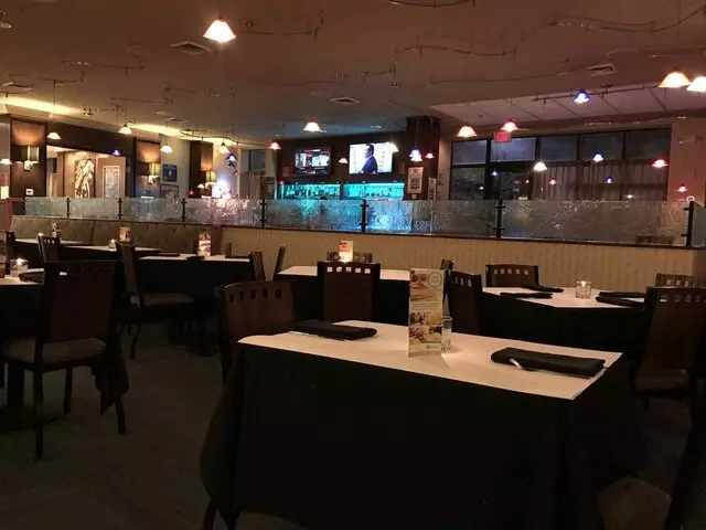 Amelias Bar & Grill