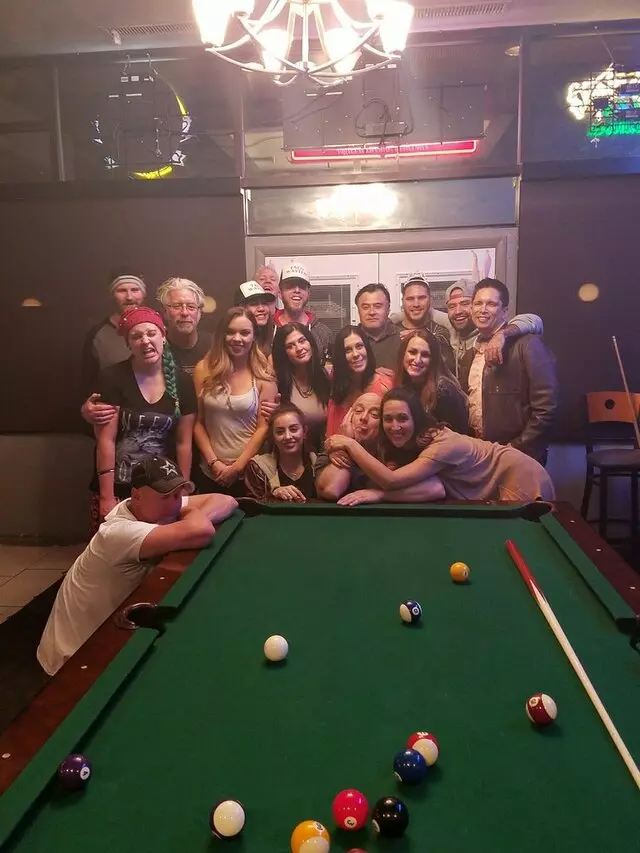 Amelias Bar & Grill