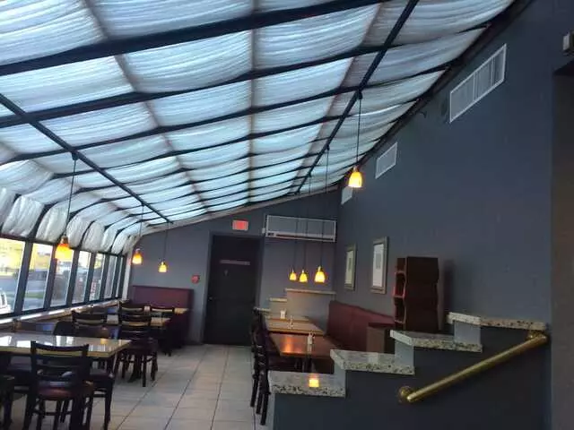 Amelias Bar & Grill