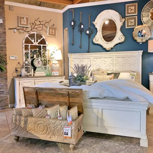 Ashley HomeStore