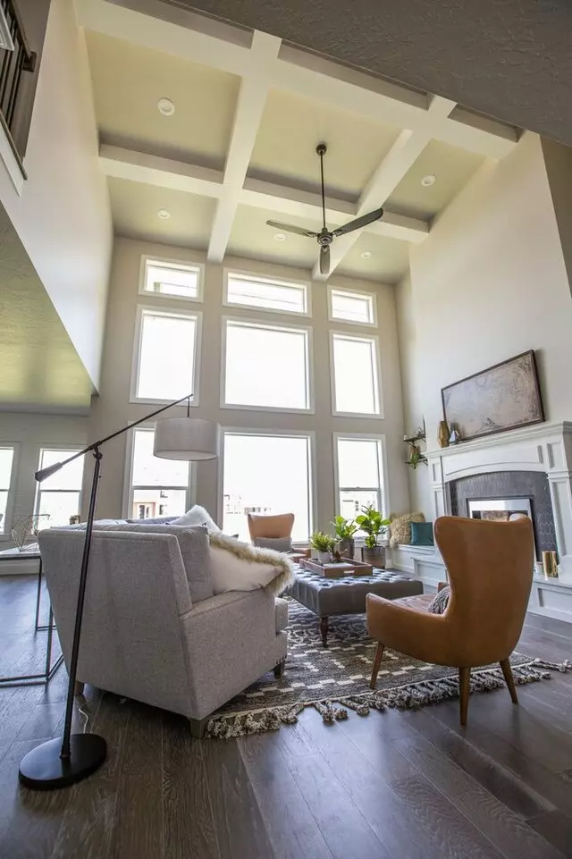 AMSCO Windows