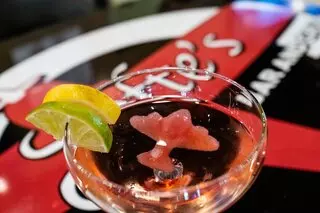 Lofte's Bar and Grill