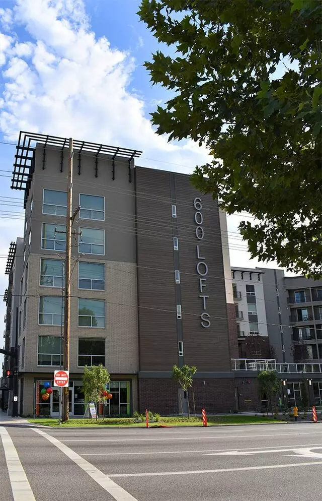 600 Lofts