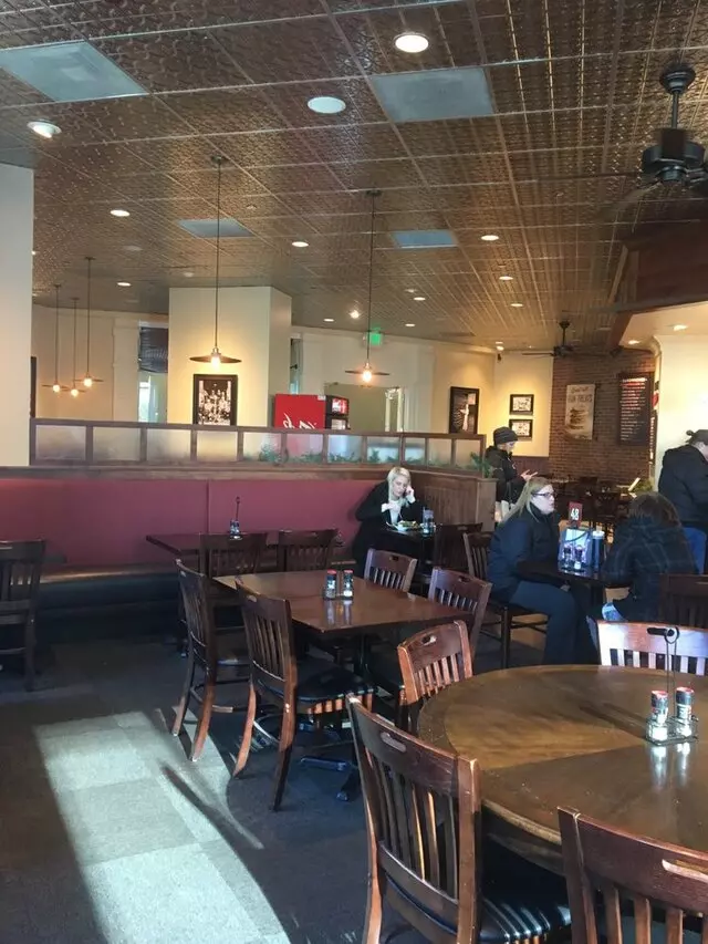 Apple Spice Cafe and Bakery