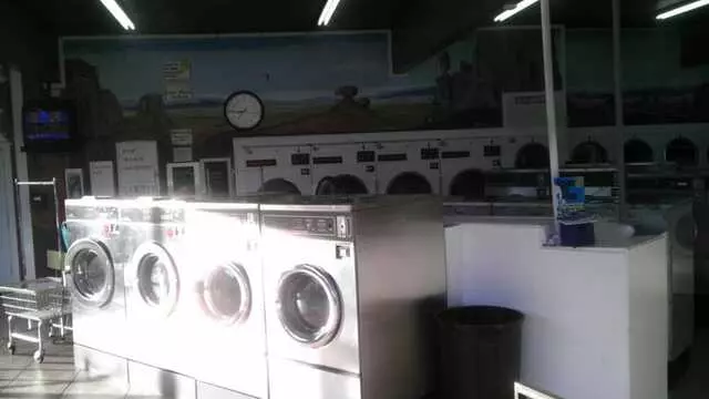 4th Street Coin Laundry