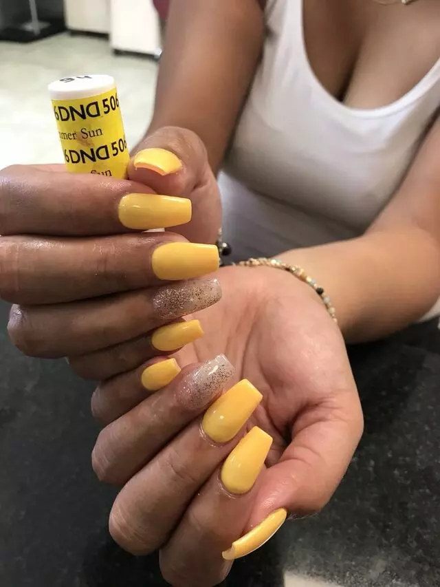 4 Seasons Nails
