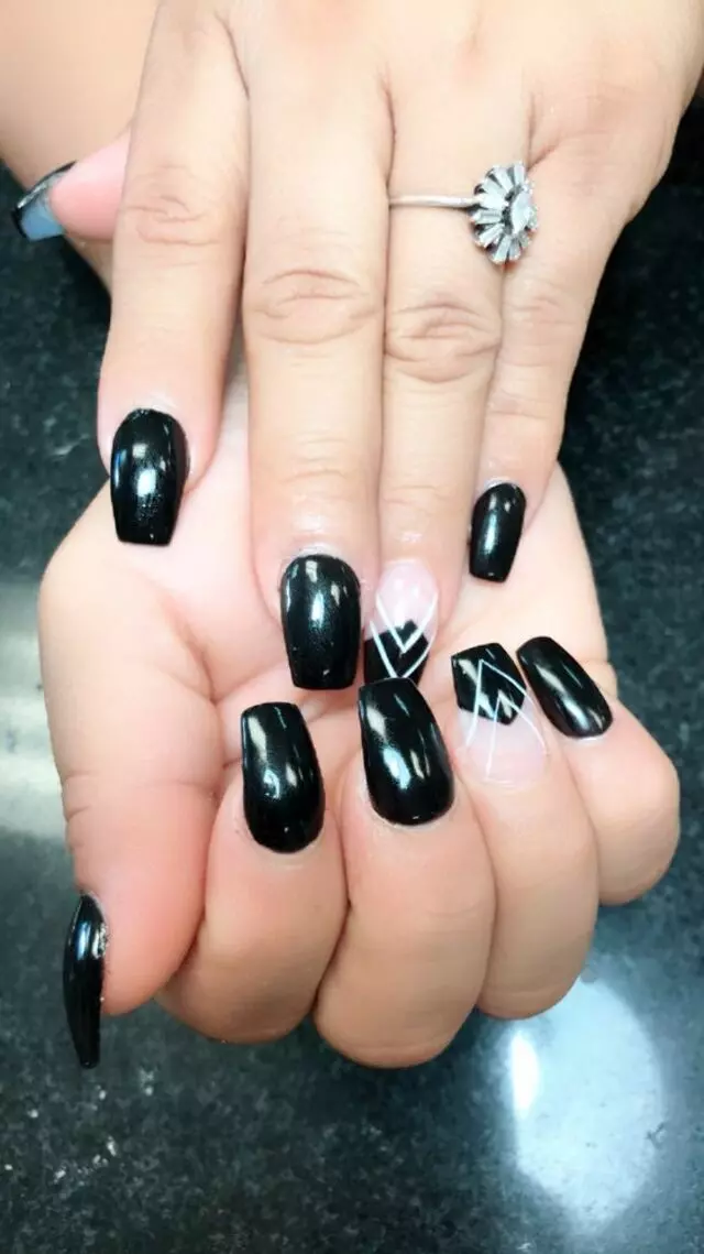 4 Seasons Nails