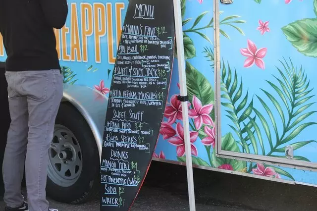 Friendly Food Truck Family