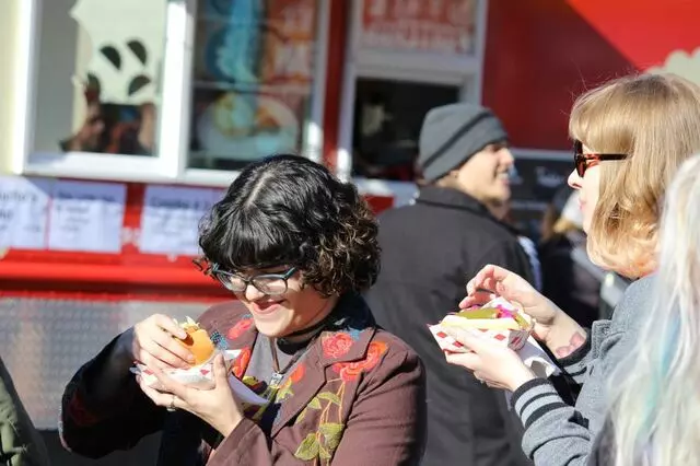 Friendly Food Truck Family