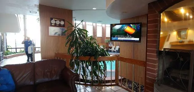 Airport Inn Hotel