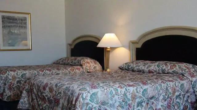 Airport Inn Hotel