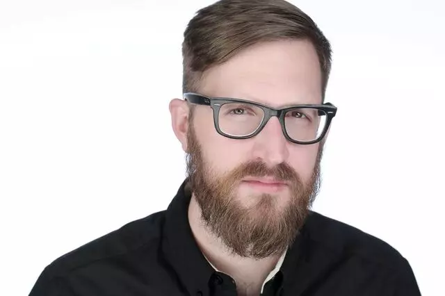 10,000 Headshots
