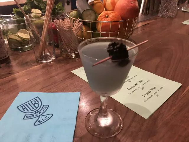 Alibi Bar & Place
