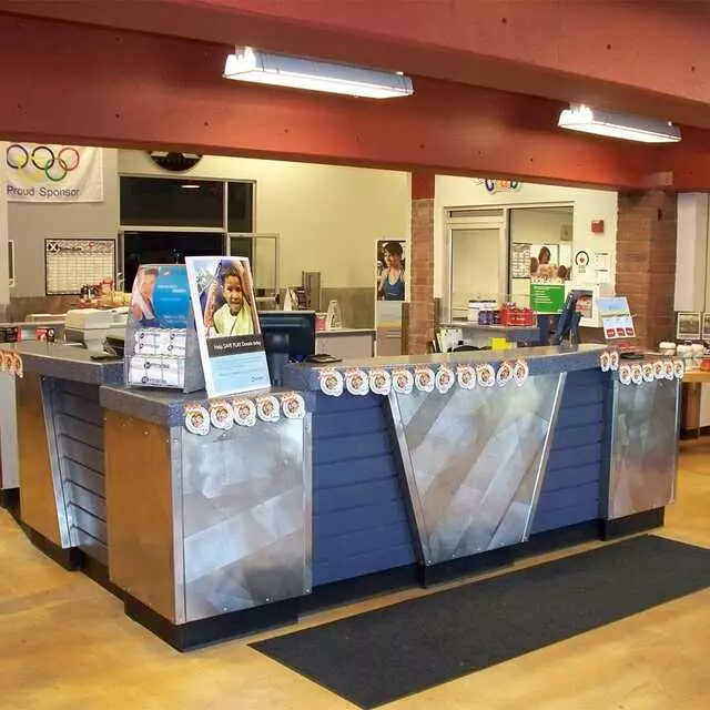24 Hour Fitness - Trolley Corners