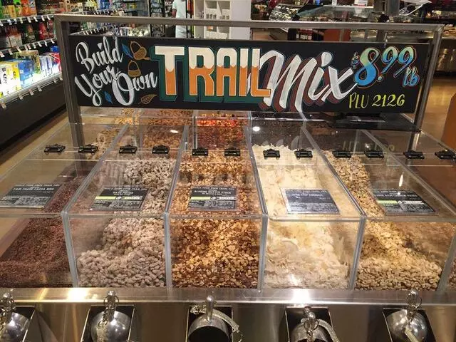 Harmons Neighborhood Grocer