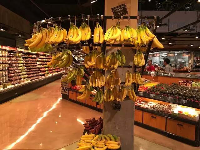 Harmons Neighborhood Grocer