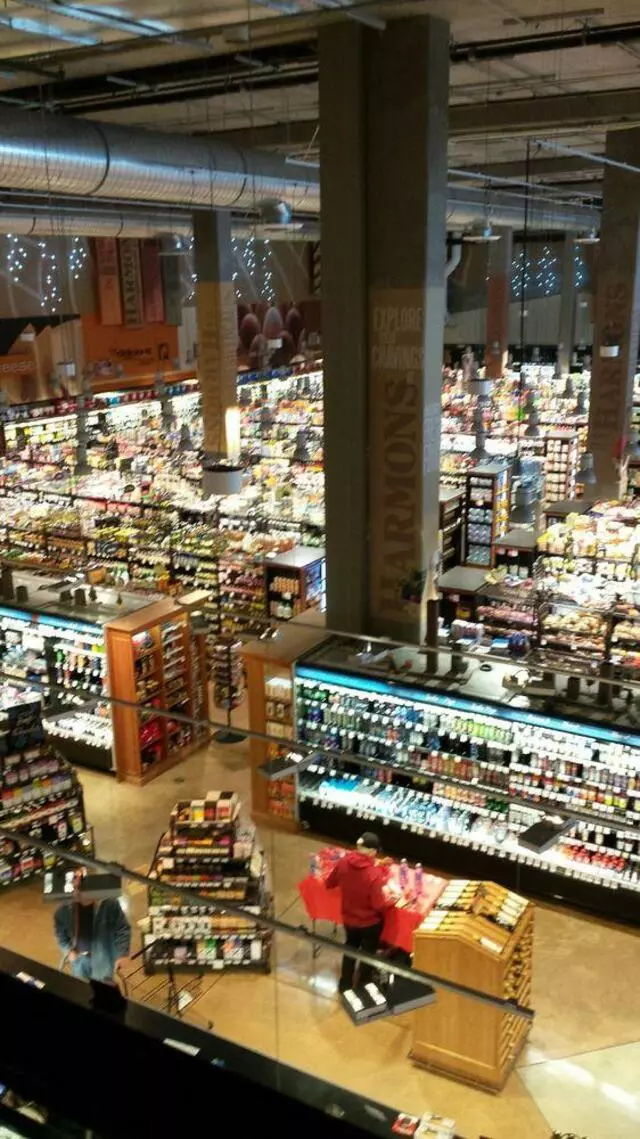 Harmons Neighborhood Grocer