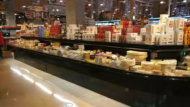 Harmons Neighborhood Grocer