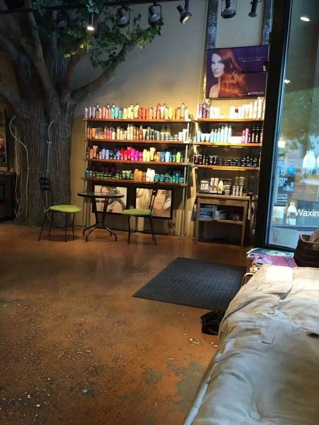 Array Salon